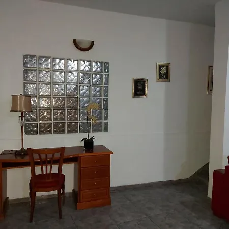 Casa Mari Carmen Адехе